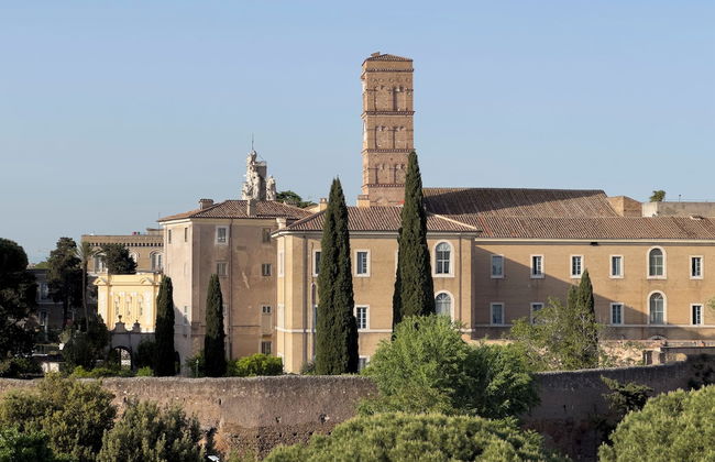 St. John Basilica Lovely Tower Apartment - Foto 20
