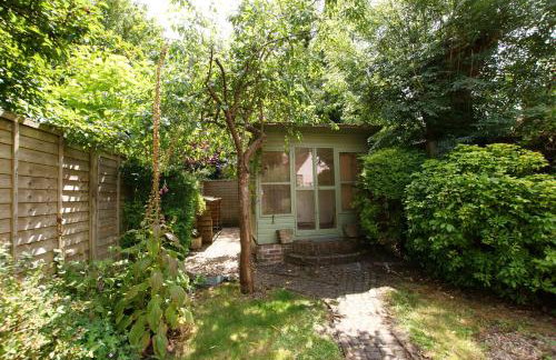 Honeysuckle Cottage- East Meon - Foto 5