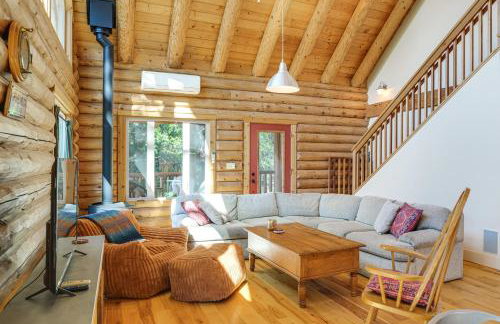Walk to Pine Mountain Lake: Spacious Family Cabin - Photo 6