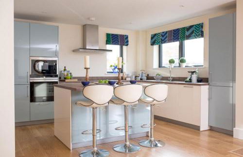 Lakeside property with spa access on a nature reserve Rainbows BV17 - Photo 3