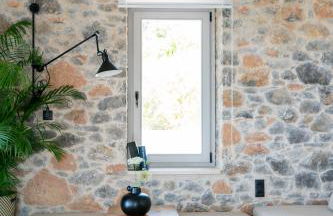 Stone build suite with private pool - Foto 6