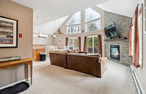 Minutes to Downtown & National Forest Ash Lodge - Foto 8