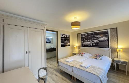 Arnage Corner Lodge - Circuit 24h du Mans - Photo 12