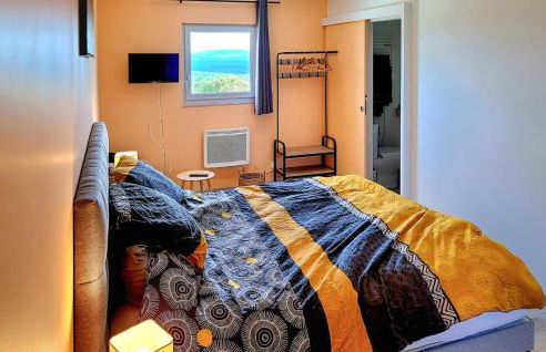 Lovely Home In Mejannes Le Clap - Photo 17