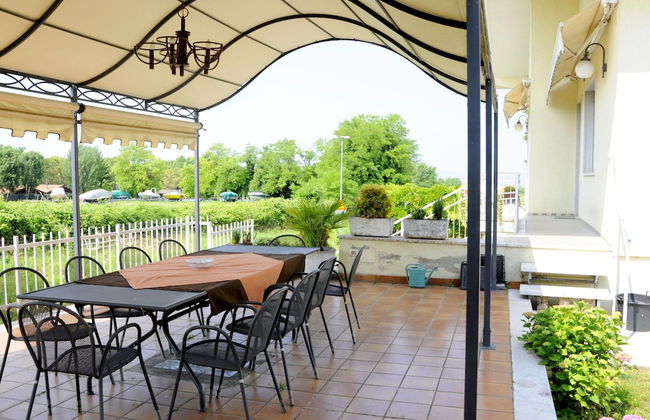 Near the Harbour and Sandbeach of Pacengo di Lazise - Foto 18