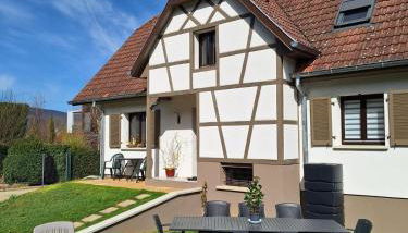 Maison individuelle, 10 minutes de Colmar 4 chambres - 8 personnes - 2 sdb - Foto 1, Garden, Garden view