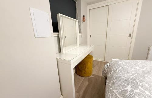 2-Bed Flat in Glasgow East End - Photo 12