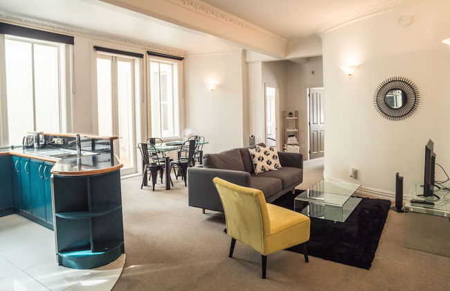 U Suites on Manners - Photo 46