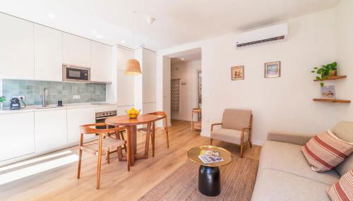 Céntrico apartamento con piscina - Foto 4