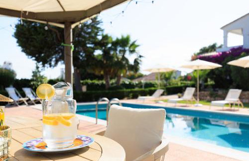 Villa Carmen - Peaceful Eco-Luxury with Private Pool and Sea Views & EV - near Sitges - Photo 13