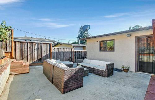 King Suite, 5 Queen beds Spacious Modern Home - Foto 31