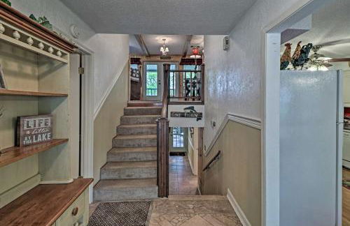 Secluded Edgemont Getaway with Huge Outdoor Deck! - Foto 8