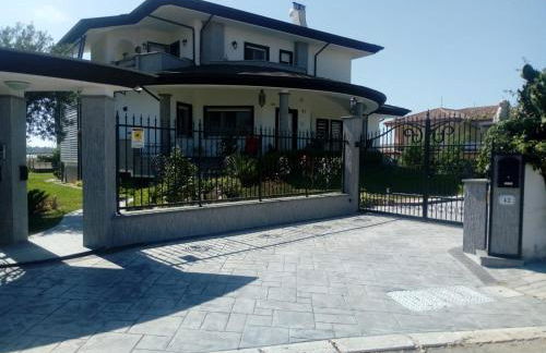 APPARTAMENTO in seminterrato ZANNONE - Foto 10