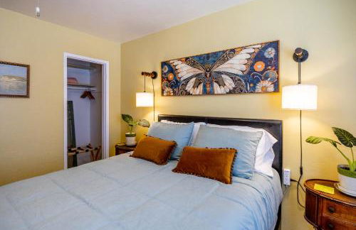 Seaside Garden Escape, A Stroll to the Beach! - Foto 60