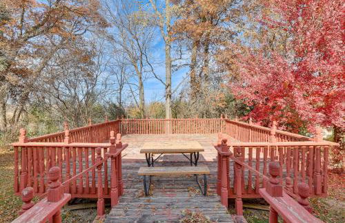 8 Mi to Dtwn Rochester Peaceful Home with Deck! - Foto 34