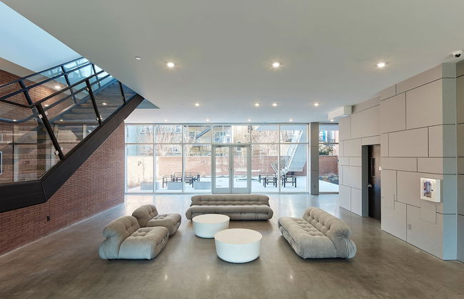 NEW Fab 4 BR - Outdoor Deck - gym - Mins to NYC - Foto 19