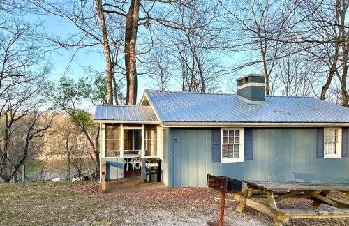 Cottage 4- Lees Ford Marina - Photo 7