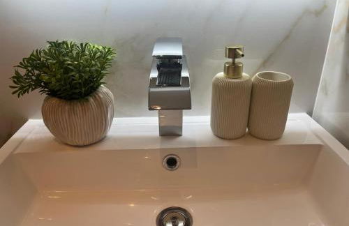 Modern Hawthorn Stay, New Forest Escape - Foto 56