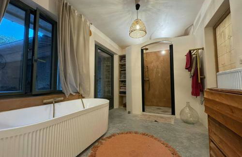 Stone Villa With Pool Between Uzès And Avignon - Foto 18