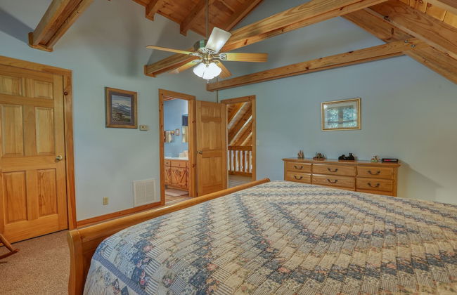 Mountain View - 2 Bedrooms, 2 Baths, Sleeps 6 Cabin by RedAwning - Foto 5