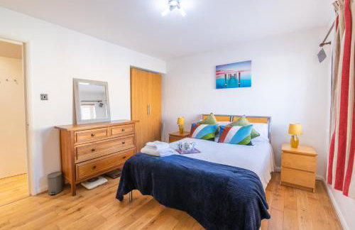 London Stratford - Spacious 2 bed flat with secured parking & private garden - Foto 3
