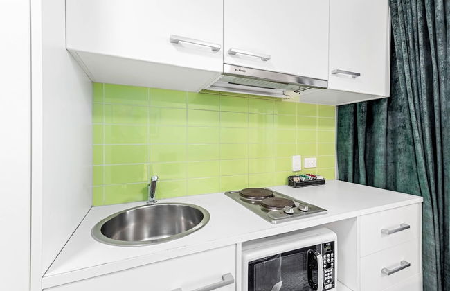 Quality Apartments North Melbourne - Photo 22