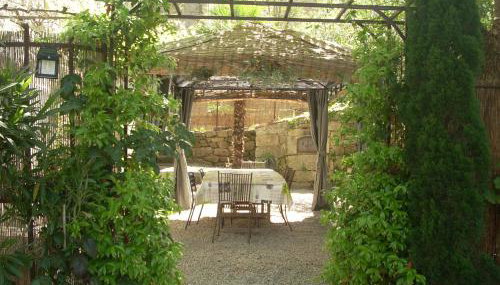 Demeure traditionnelle en pierre avec piscine - Photo 3