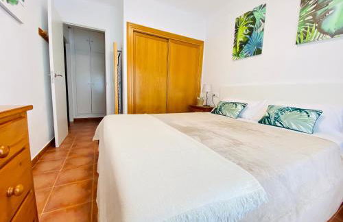 Golden Reddis - Photo 8