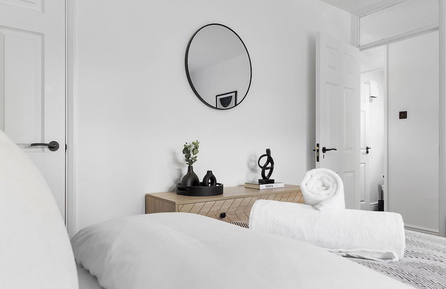 2BR Flat, Free Parking, Close to Airport & Centre - Foto 25