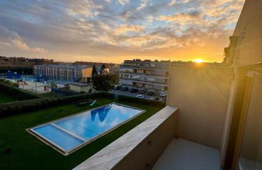 Serene Coastal Retreat with king Bed & Pool in Lavra - Foto 39