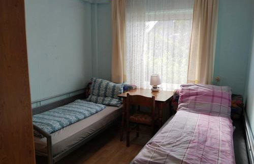 Monteurwohnung Alleinnutzung 6 Personen Eschershausen - Photo 3