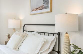 Beautiful 3 story villa with room for 17 people - outdoor POOL and indoor SAUNA - Foto 39