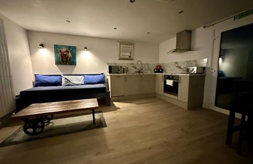 Bothy Farm Stay Sleeps 2 HotTub and Pool Table Children Welcome Ayrshire Rural Retreats - Foto 6