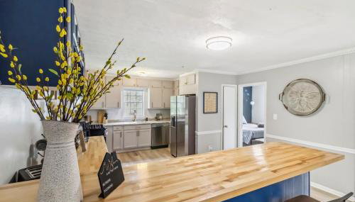 5BR with Game Room & Huge Backyard - Foto 3