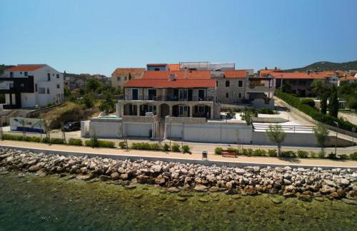 Villa Pearl of Kali, island Ugljan - first row to the sea - Foto 4