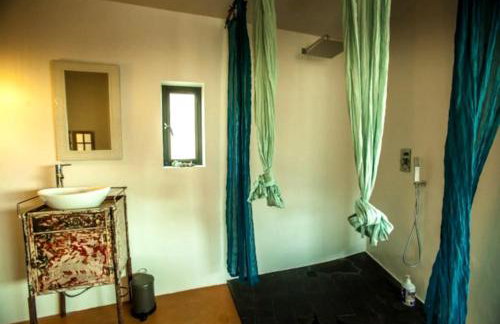 Stunning Lone Pine Accommodation for Romantic Getaways in California - Foto 10