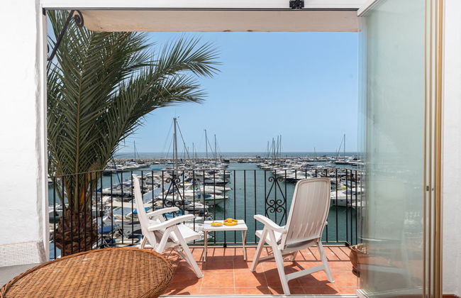 Puerto Banus First Line - Photo 12