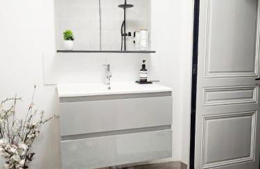 Suite Passion - Jacuzzi privé - Table massage - Foto 23