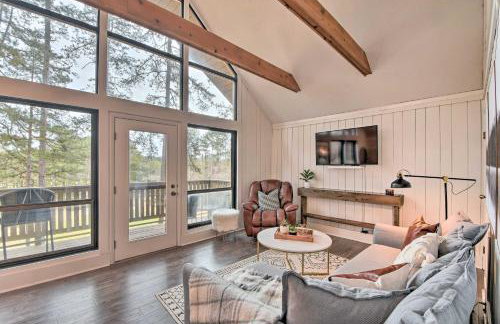 Designer Retreat with Pool, Golf and Beach Access! - Foto 8