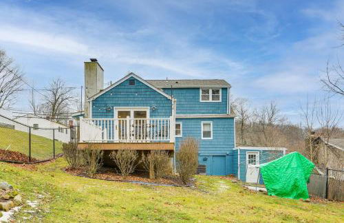 Walk to Lake Hopatcong Vibrant Home with Deck! - Foto 26