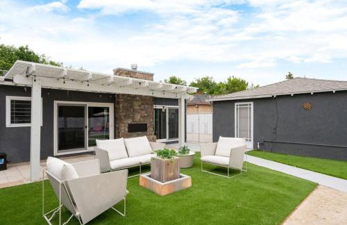 Stunning Retro Beach Oasis, Dual Living, Pool - Foto 41