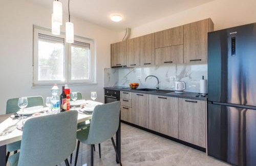 Villa Mia in Labin, a two apartment villa with pool close to the sea - Foto 25