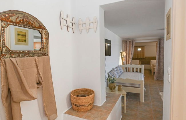 La Luna in Agia Barbara Tinos - Foto 9