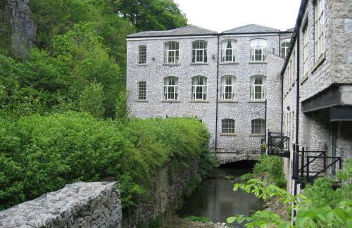 Litton Mill Apartment - Photo 4