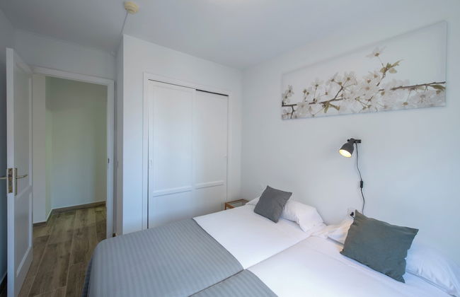 Apartamentos Los Rosales - Photo 14