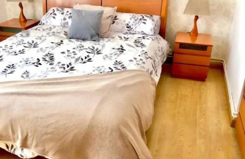 NUEVO! Con piscina a 2 minutos estación tren AVE. - Foto 31