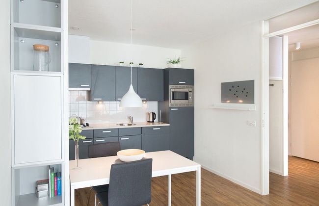 Two Room Apartment Overlooking the Harbor - Foto 28