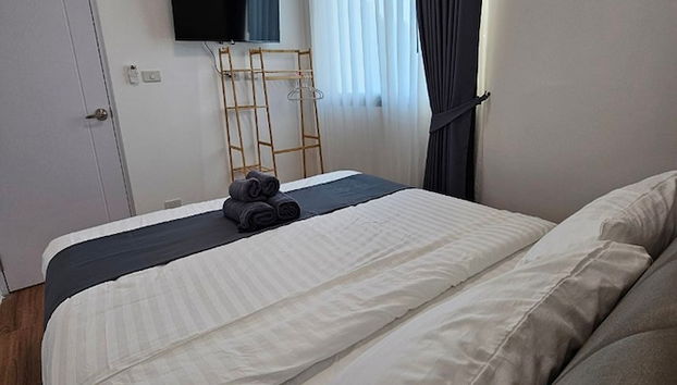 Villa in Pak Chong with swimming pool - Photo 4