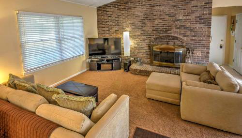 Private Plymouth Hideaway - 13 Miles to Ann Arbor! - Foto 3