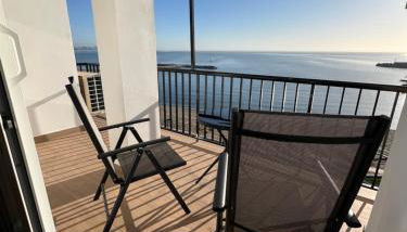 Amazing Beachfront Views - 3 Bedrooms Apartment - Foto 3